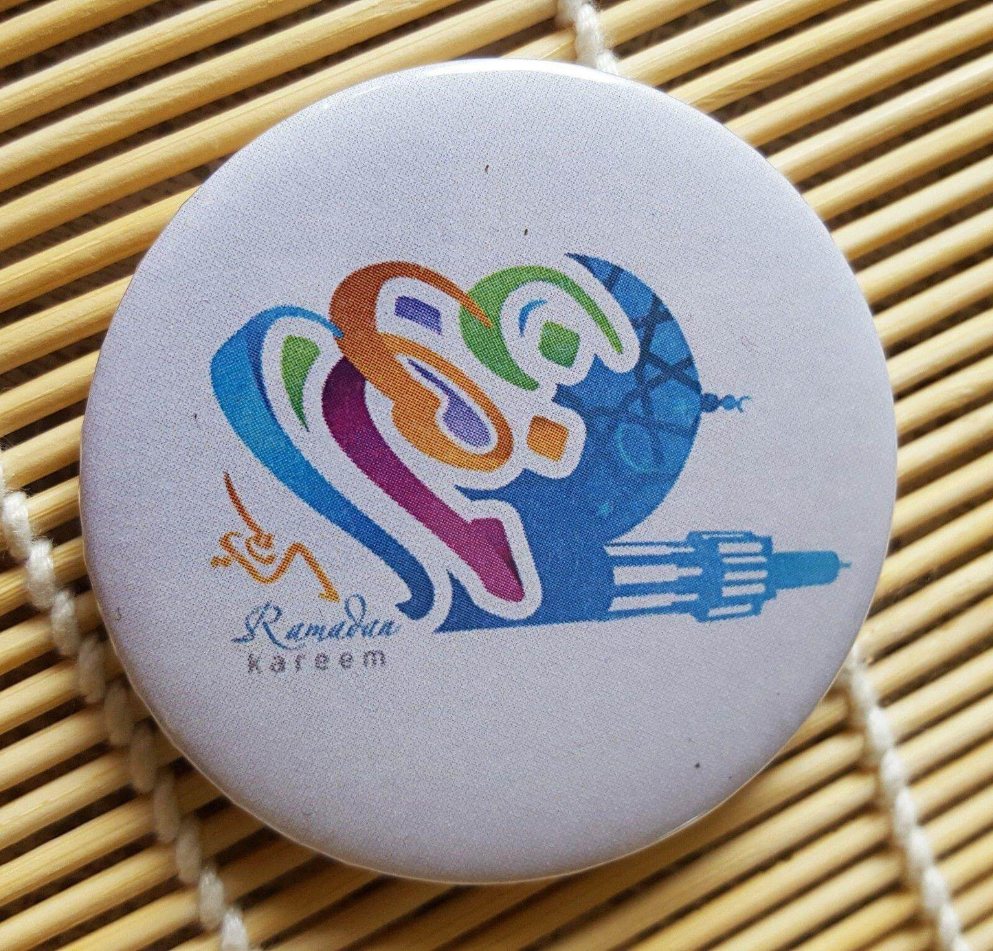 Muslim BADGE BUTTON PIN "Ramadan" (Big Size 2.25inch/58mm) ISLAM GIFT - Arabian Shopping Zone