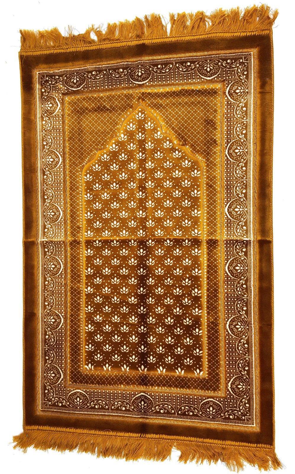 Turkish Luxury Velvet Islamic Prayer Rug Namaz Carpet 110x70cm 800g (1.8lbs) - Arabian Shopping Zone